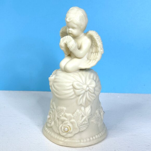 Beautifully‎ Detailed Vintage Amour Collection Ceramic Cherub Bell 5.5" Figurine - Picture 4 of 5